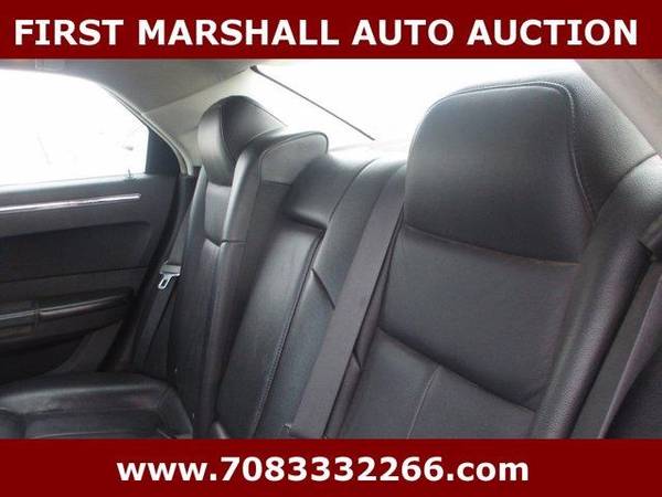 2008 Chrysler 300 Touring - Auction Pricing - - by for sale in Harvey, IL – photo 7