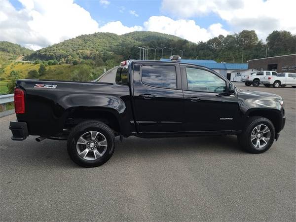 2018 Chevy Chevrolet Colorado Z71 pickup Black - cars & trucks - by... for sale in Boone, NC – photo 8