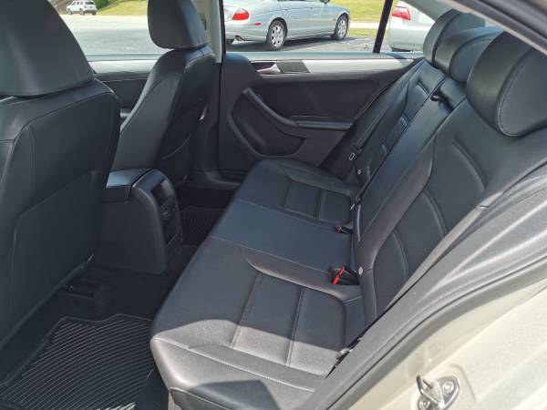 2014 Volkswagen Jetta Sedan 4dr Auto SE - - by dealer for sale in Greenville, SC – photo 14