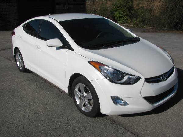 2013 HYUNDAI ELANTRA GLS......4CYL AUTO.......NICE!!!!! - cars &... for sale in Knoxville, TN – photo 2