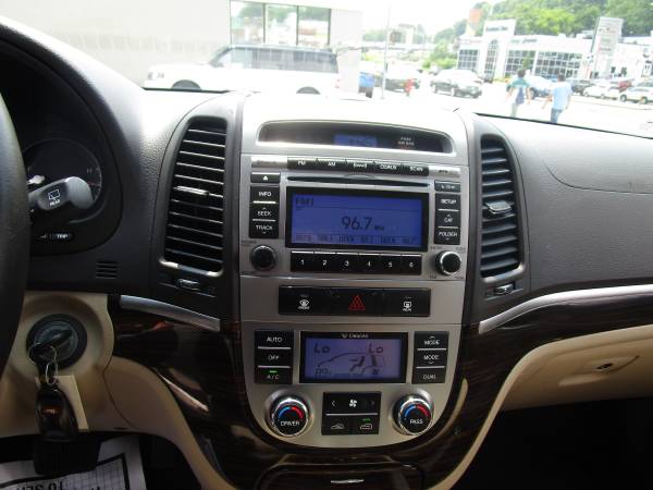 2010 HYUNDAI SANTA FE LIMITED EXCELLENT CONDITION!!! for sale in NEW YORK, NY – photo 11