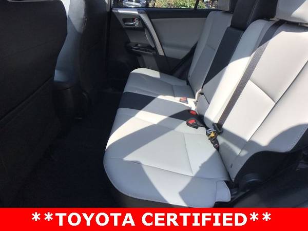 2017 Toyota RAV4 Limited for sale in Westmont, IL – photo 19