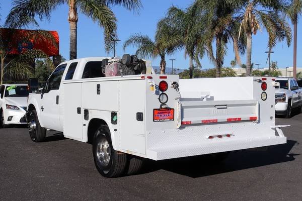 2015 Ford F-350SD F350 Dually Utility Truck DRW Super Cab XLT 33834 for sale in Fontana, CA – photo 4