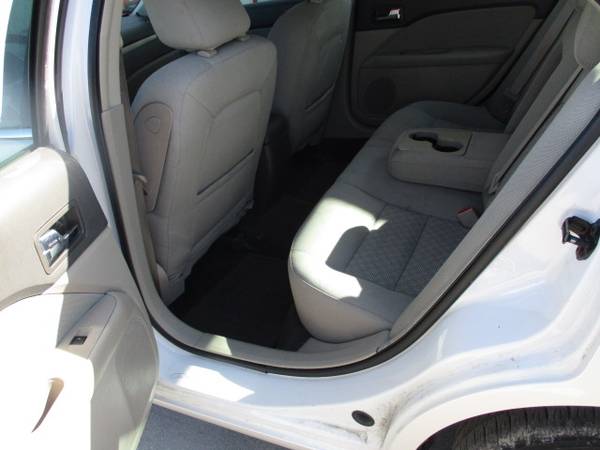 2010 Ford Fusion SE 4 Door Low Miles/72K - - by for sale in CENTER POINT, IA – photo 13