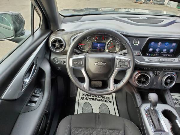 2020 Chevy blazer LT AWD3000 miles.. 2020 2019 blazer grand Cherokee... for sale in Detroit, MI – photo 13