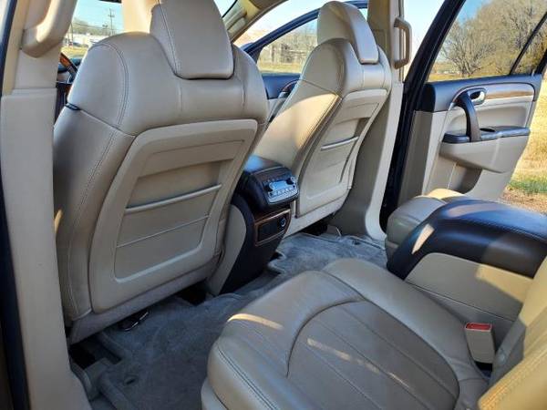 2009 Buick Enclave CXL FWD - cars & trucks - by dealer - vehicle... for sale in Wichita, KS – photo 21