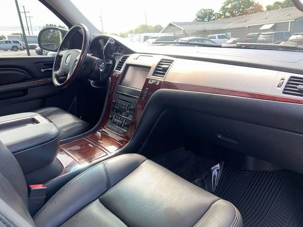 2013 Cadillac Escalade Premium AWD Navi Tv/DVD Sunroof Cln Carfax We F for sale in Canton, OH – photo 15