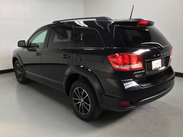 2019 Dodge Journey FWD 4D Sport Utility / SUV SE - cars & trucks -... for sale in Indianapolis, IN – photo 4