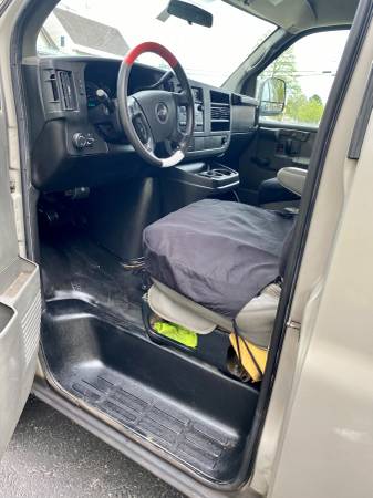 2008 Chevy express 2500 for sale in Keene, MA – photo 8