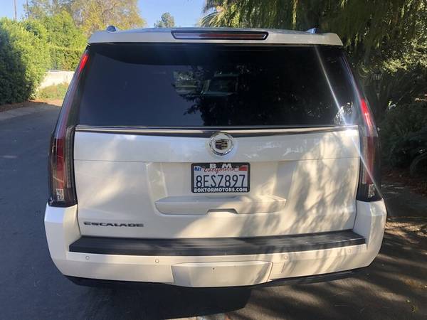 2015 Cadillac Escalade Luxury - cars & trucks - by dealer - vehicle... for sale in North Hollywood, CA – photo 8
