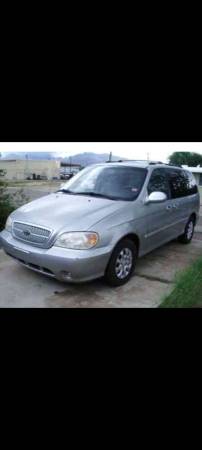 05 Kia Sedona LX Clean title for sale in Columbus, OH