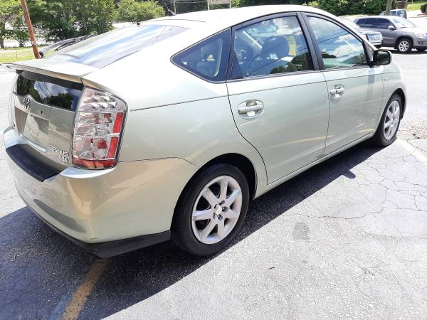 2009 Toyota Prius Touring Very Economical AND Great investment for sale in Greenville, SC – photo 4