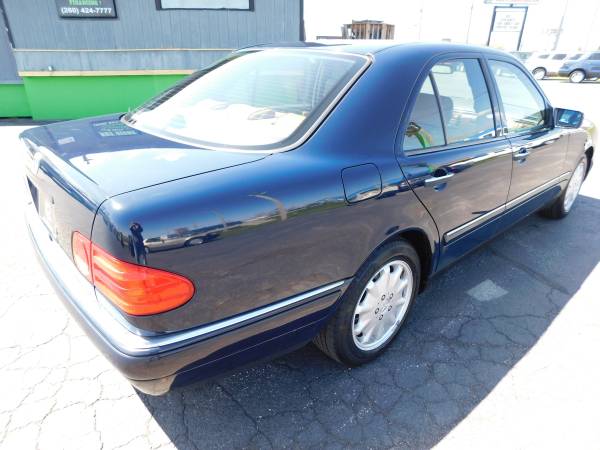 1998 Mercedes Benz E320 Sedan ( Only 106, 375 Miles! - cars & for sale in Fort Wayne, IN – photo 11