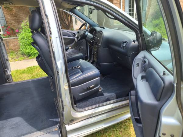 Very nice handicap van, MD state inspected - - by for sale in Burtonsville, District Of Columbia – photo 13