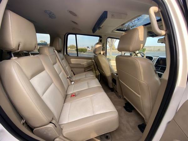 2008 Mercury Mountaineer Premier Sport Utility 4D - cars & trucks -... for sale in Pittsburg, CA – photo 9