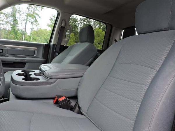 2019 Ram 1500 Classic SLT 4WD Crew Cab for sale in Wilmington, NC – photo 18