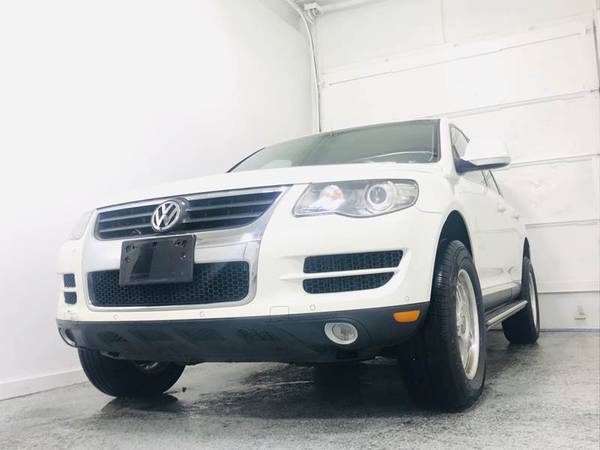 2009 Volkswagen Touareg 2 Clean Title *WE FINANCE* for sale in Portland, OR – photo 2