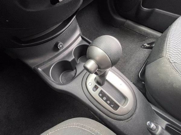 2015 Nissan Versa Note SV hatchback Gray - - by dealer for sale in Salisbury, NC – photo 18