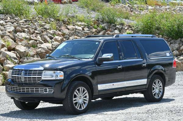 2010 *Lincoln* *Navigator* *L* - cars & trucks - by dealer - vehicle... for sale in Naugatuck, CT