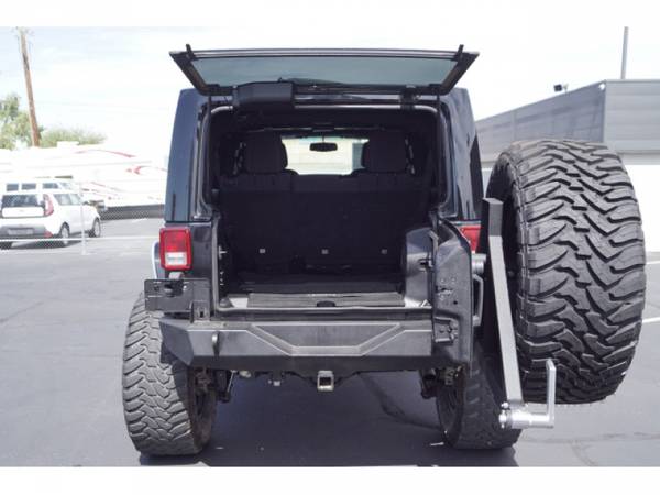 2013 Jeep Wrangler UNLIMITED 4WD 4DR SAHARA SUV 4x4 Passenger for sale in Phoenix, AZ – photo 18