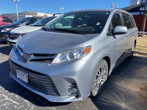 2018 Toyota Sienna XLE 0 DOWN! LOW PAYMENTS! - - by for sale in Norman, OK – photo 2