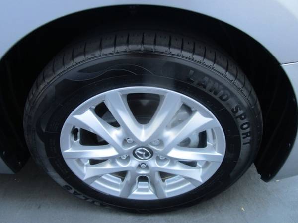 2015 Mazda Mazda3 SKYACTIV TECHNOLOGY - NAVI - REAR CAMERA -... for sale in Sacramento , CA – photo 22