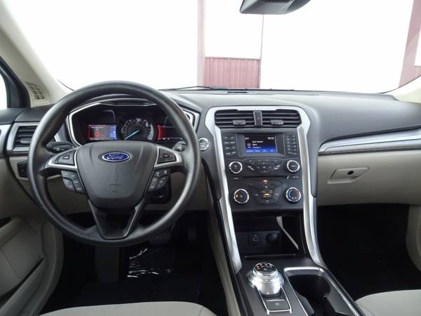 2017 Ford Fusion - cars & trucks - by dealer - vehicle automotive sale for sale in Waterloo, WI – photo 22