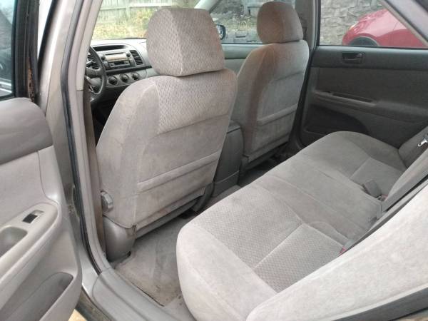 2002 Toyota Camry LE - cars & trucks - by owner - vehicle automotive... for sale in South Milwaukee, WI – photo 9