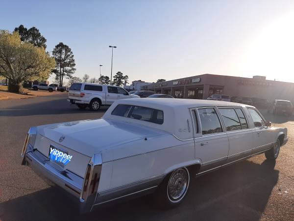 1-owner Like New Cadillac Fleetwood Brougham Limousine Only 19k for sale in Cabot, AR – photo 3
