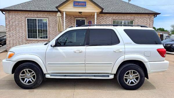 2005 Toyota Sequoia Limited 2WD WE SPECIALIZE IN TRUCKS! - cars & for sale in Broken Arrow, OK – photo 3