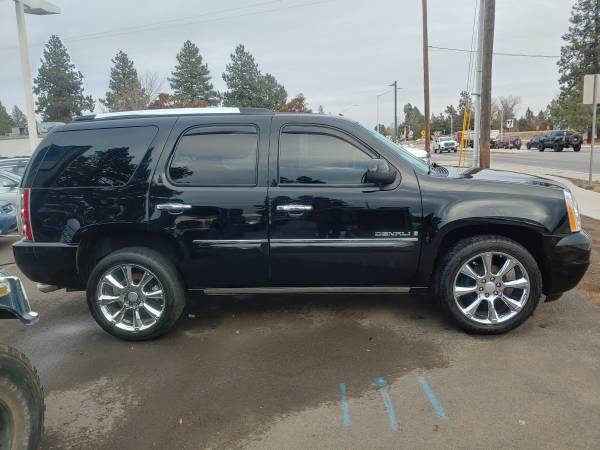 2008 GMC Yukon 1500 Denali ****LOW MILES of 63K miles**** - cars &... for sale in Bend, OR – photo 8
