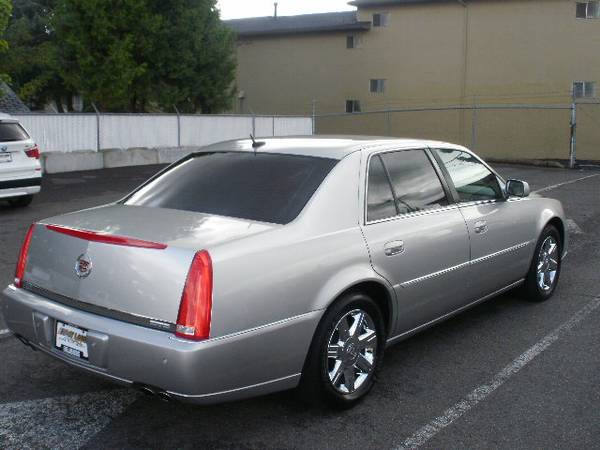 2007 CADLLAC DTS W/LOW MILES - HOME OF "YES WE CAN" FINANCING for sale in Medford, OR – photo 4