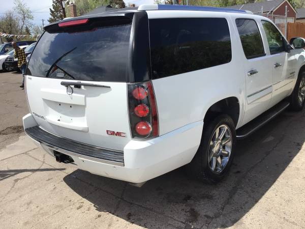 2006 GMC YukonWHITE - - by dealer - vehicle automotive for sale in Denver , CO – photo 5