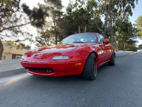Pristine Mazda Miata NA - Cherry Red Hard Top – Roll Cage – 5 Speed for sale in San Francisco, CA – photo 2