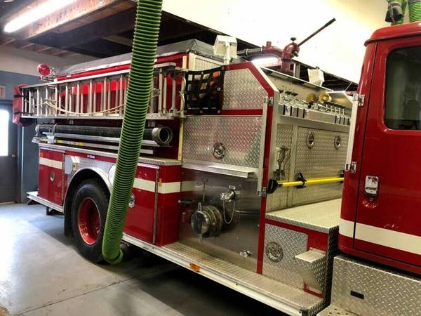 1995 International 4900 e one pumper, GOVERNMENT OWNED, IS BEING... for sale in Ellsworth, OH – photo 4