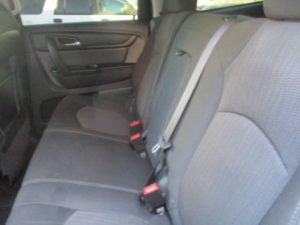 2013 CHEVROLET TRAVERSE ** LIKE NEW ** FULLY LOADED ** 3RD ROW SEAT... for sale in Sacramento , CA – photo 18