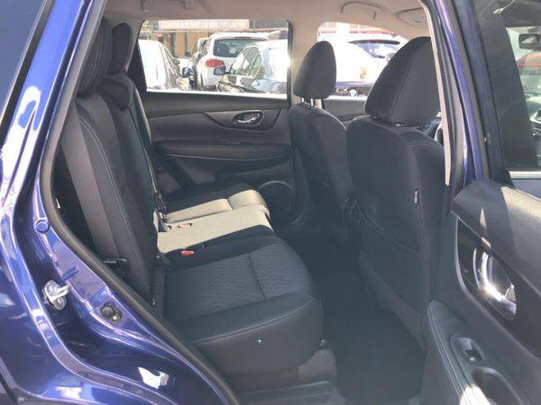 2018 Nissan Rogue AWD SV for sale in Jamaica, NY – photo 15