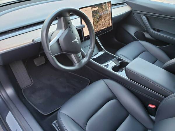 2018 Tesla Model 3 - Long Range - RWD - cars & trucks - by owner -... for sale in Kennewick, WA – photo 4