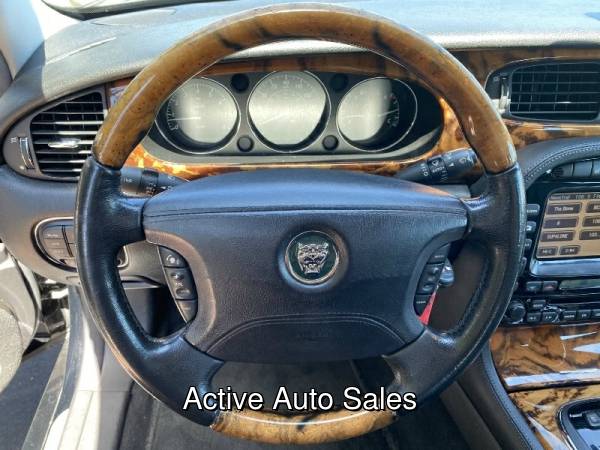 2005 Jaguar XJ8, Two Owner! Well Maintained! SALE! - cars & trucks -... for sale in Novato, CA – photo 12