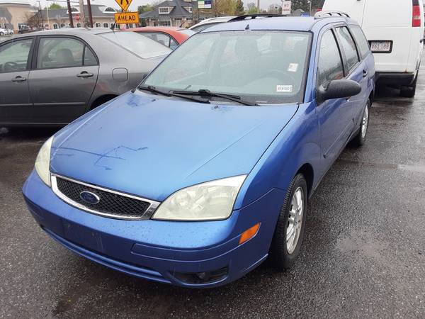 2005 Ford Focus ZXW SES Wagon - 104K Miles - Nice! for sale in Methuen, MA – photo 2