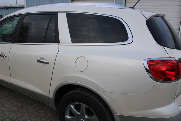 2010 Buick Enclave CXL - - by dealer - vehicle for sale in Normal, IL – photo 4