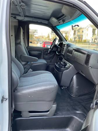 2002 Chevy express 2500 Low Miles for sale in PUYALLUP, WA – photo 10
