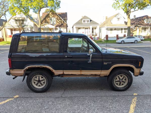 1988 Ford Bronco II Eddie Bauer GREAT CONDITION - Running - cars & for sale in Hamtramck, MI – photo 5