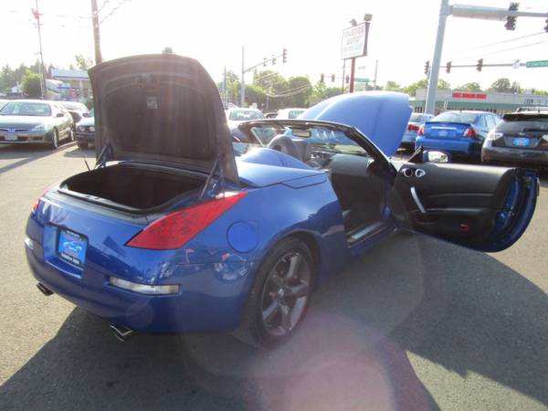 2007 Nissan 350Z 2dr Roadster Manual *BRIGHT BLUE* 70K CLEANEST... for sale in Milwaukie, OR – photo 23