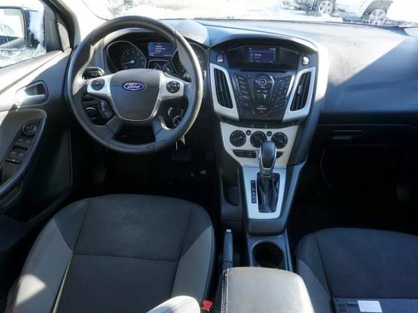 2014 Ford Focus SE Sedan - - by dealer - vehicle for sale in Other, NY – photo 20