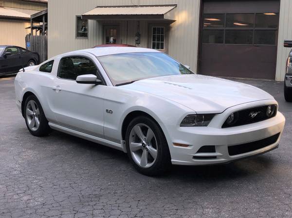 2014 White Ford Mustang GT, 5.0L, 6 Speed, with 3,900 miles for sale in Dover, PA – photo 3