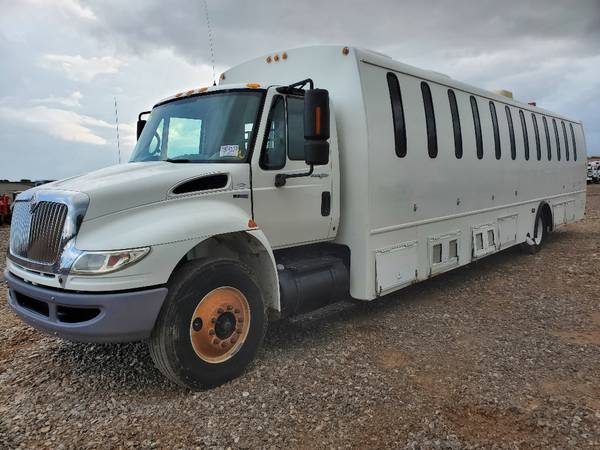 2011 International 4400 50 Passenger Inmate Bus Party or RV for sale in Oklahoma City, OK – photo 2