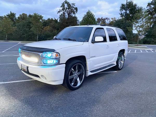2005 GMC YukonDenali Sport Utility 4D - cars & trucks - by owner -... for sale in LANHAM, District Of Columbia – photo 3