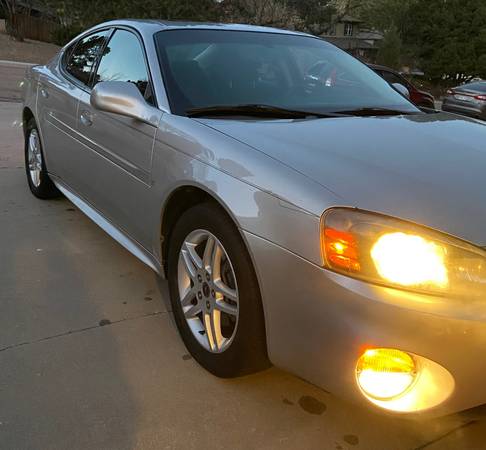 2006 Pontiac Grand Prix GT - cars & trucks - by owner - vehicle... for sale in Colorado Springs, CO – photo 3