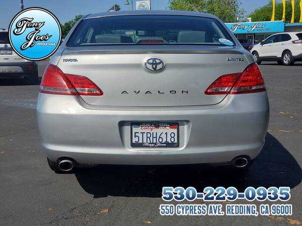 2006 Toyota Avalon Limited V6, 20/28 MPG LEATHER/MOON RO for sale in Redding, CA – photo 5